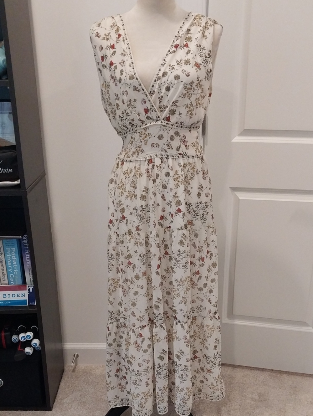 Max Studio Ivory Floral Sleeveless Wrap Maxi Dress with Red and Tan Flowers